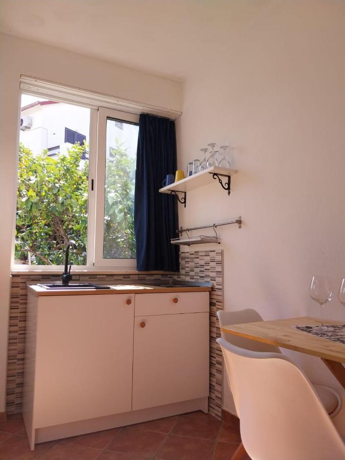 Apartmani Bonavia Jelsa  Exterior foto